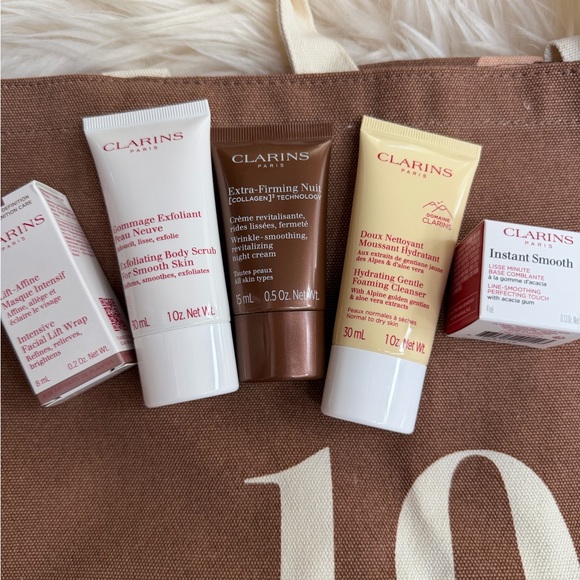 Clarins Other - Clarins Women's Skincare Travel Set -with canvas tote bag